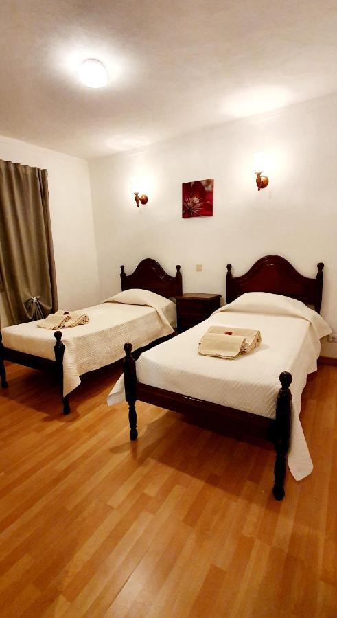 Villa Belinha - Guest House Quarteira Kültér fotó