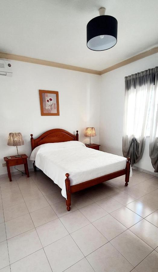Villa Belinha - Guest House Quarteira Kültér fotó