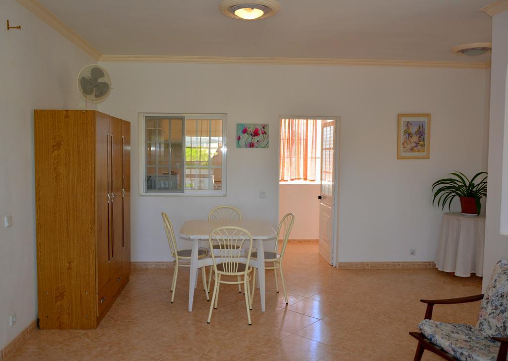 Villa Belinha - Guest House Quarteira Kültér fotó